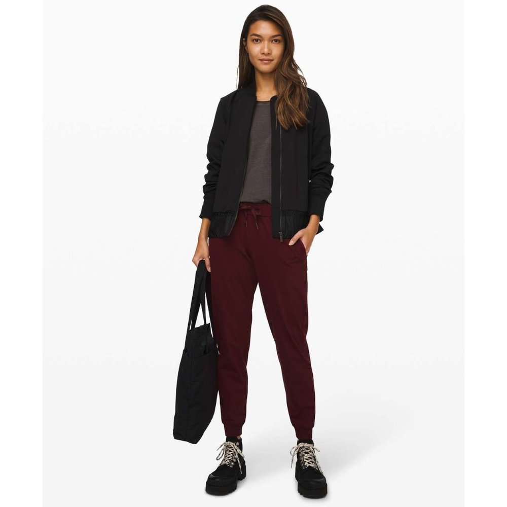 Lululemon On the Fly Jogger 4